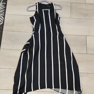 Banana Republic Black and White High Low Dress Size 4